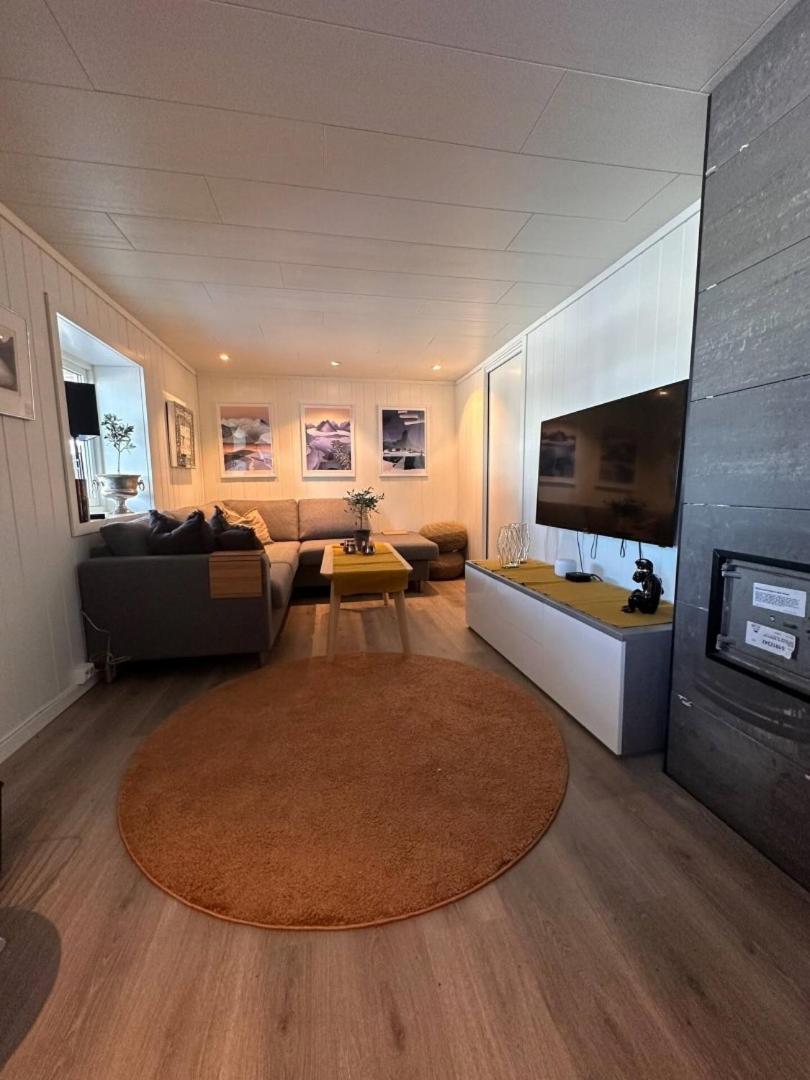 Kb Basement Apartment Sørvågen Екстериор снимка